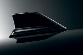 Antenne requin noir étoile pour CLIO IV et MEGANE IV